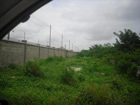 Land at Monastery road that the Sellers claimed to belong to an Individual but upon a proper land search, we discovered that the land belongs to a company totally different from what the seller intended to transfer to the new buyer. Please Shine your eyes when you want to buy a land at Ajah o more especially along that Monastery road!